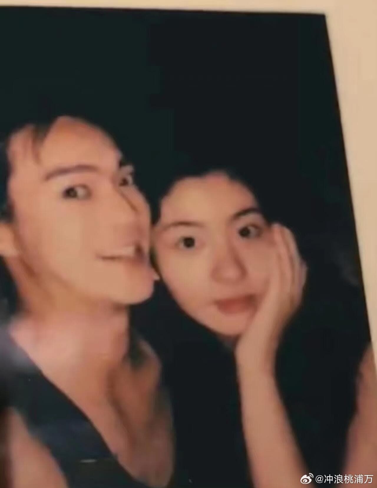 许凯赵晴贴脸照