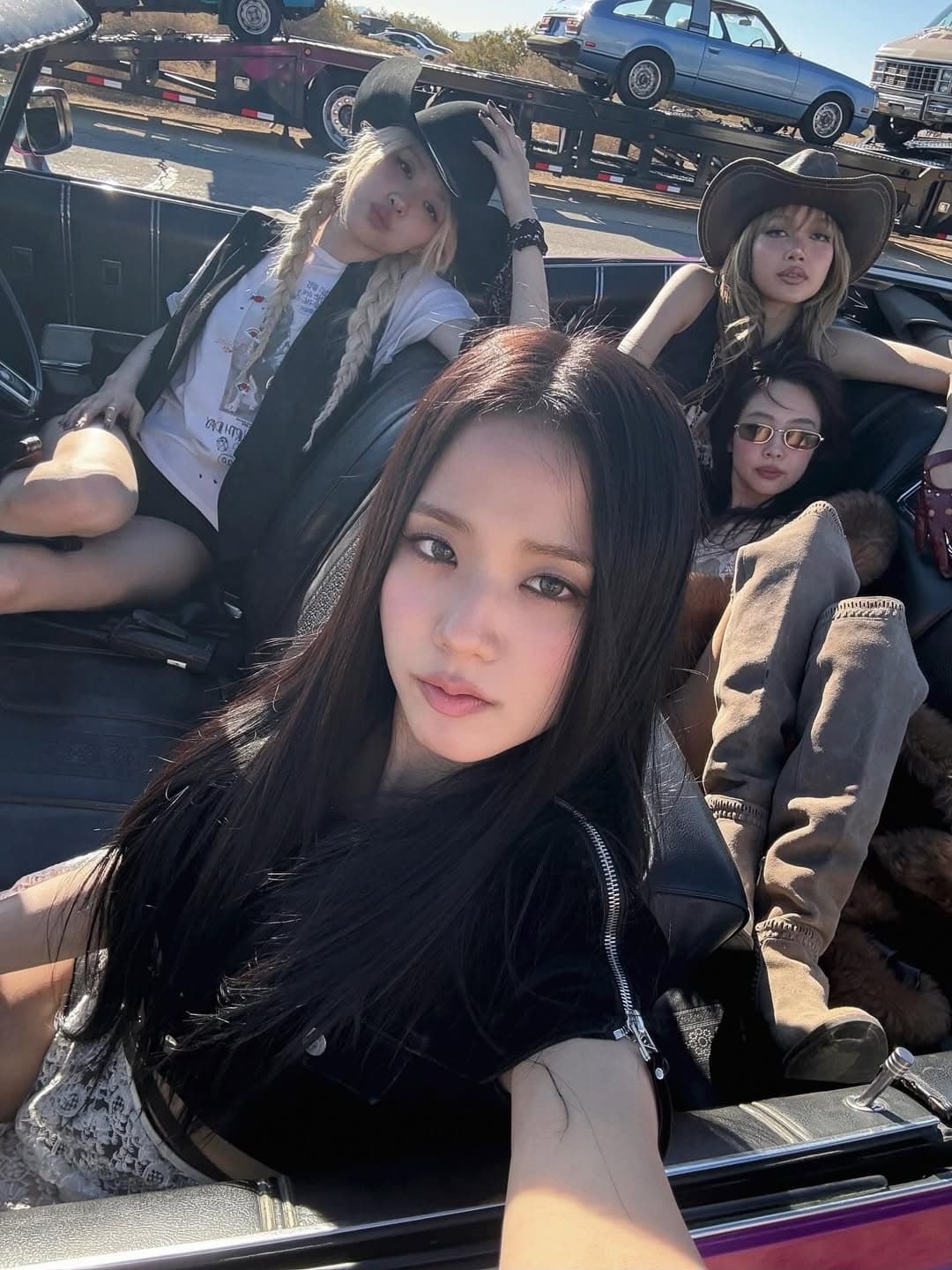 BLACKPINK九周年合照