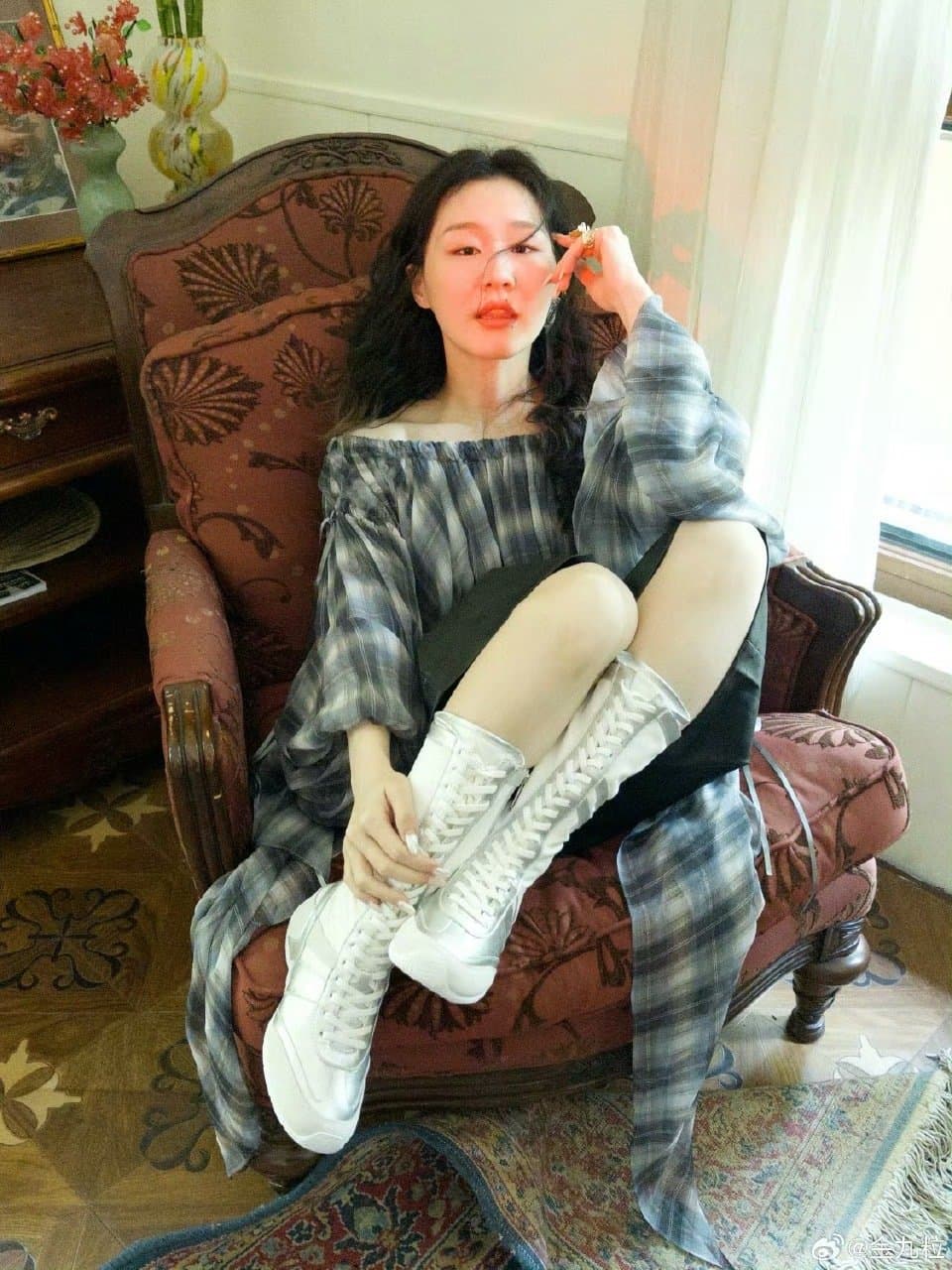 金靖瘦成这样了