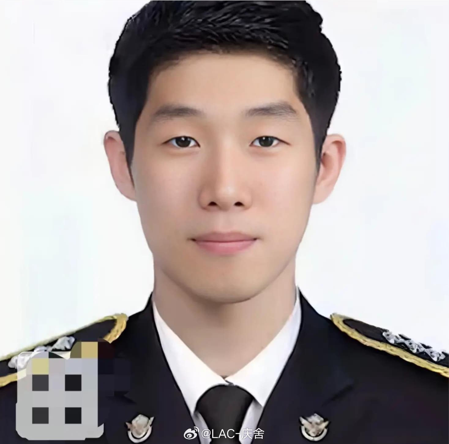 韩国海警将救生衣让给中国老人后遇难