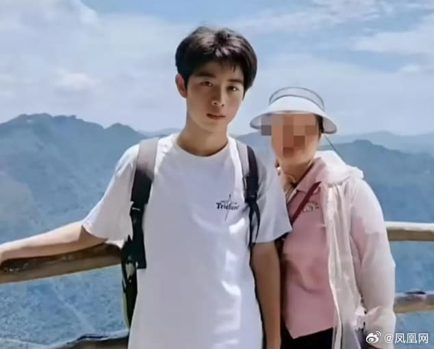 湖南一少年在游泳馆内触电身亡