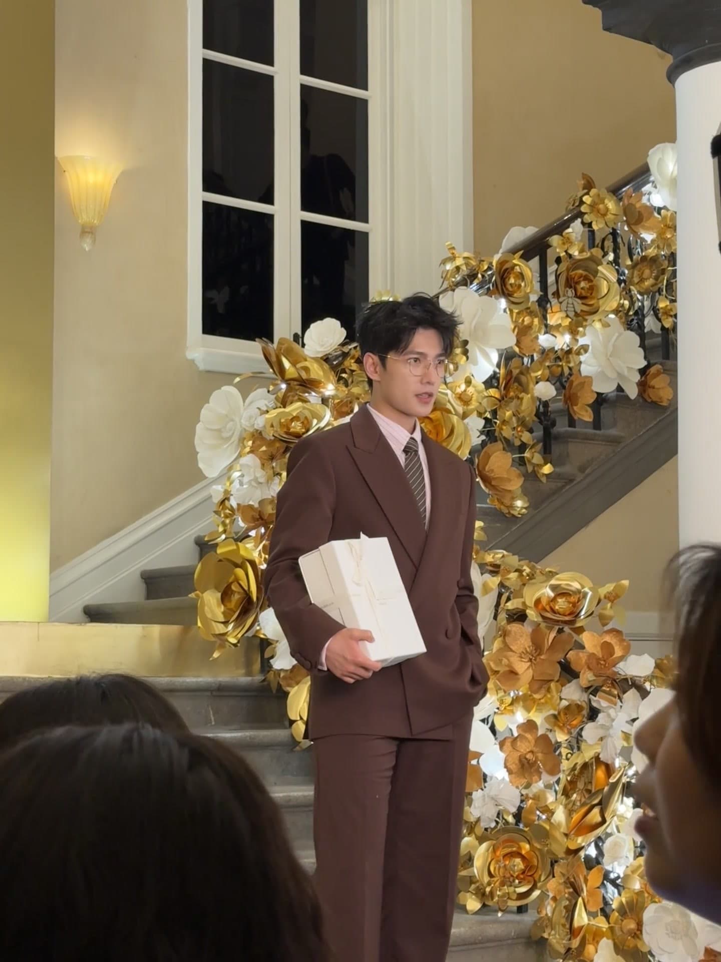 娇兰晚宴上的杨洋