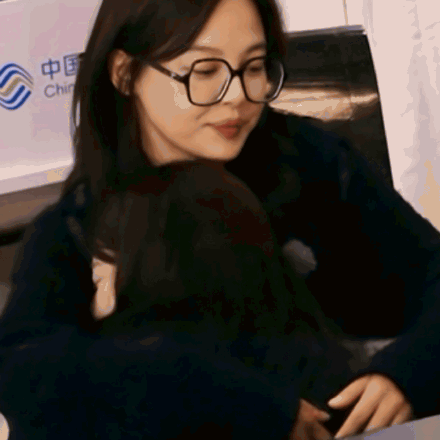 Anecdotal Mishaps: Kao Zhao Yi's Casual Comment Causes Annoyance in Weibo Community