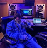 As the world of pop and rock continues to delight and surprise us with new sounds and beats, the latest news comes straight out of China – a country with a thriving music industry. Fans of the popular Chinese singer, Cai Xukun, aka Kun, are in for a treat as the talented artist has been spotted in a recording studio.
