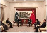 On March 26th, Pakistani Prime Minister Imran Khan visited the Chinese embassy in Pakistan to pay tribute to the Chinese citizens who lost their lives in a terrorist attack on a hydropower station project in Pakistan. The attack, which took place on March 2nd, resulted in the deaths of five Chinese nationals.