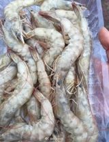 In recent news, a video has been released by a seafood industry worker in Jiangsu, accusing Dongfang Xuanze, a popular shrimp retailer in China, of selling Ecuadorian South American white shrimp with excessive levels of sulfur dioxide. The whistleblower, identified as Wang Moujun, shared the video on social media. This morning, a source disclosed that Dongfang Xuanze is going through the process of reporting the issue.