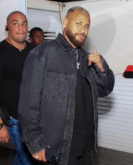 Neymar Spotted Looking Dramatically Different at Romario's Birthday Party