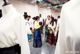 In a fascinating display of cultural revival, China's traditional Maface Skirt has taken the nation by storm, selling over 300 million yuan ($46.7 million) during this year's Chinese New Year. The unique and intricate design of the skirt, featuring a horse-head shaped opening, has captured the hearts of Chinese citizens, who have propelled it to an unprecedented level of popularity.
