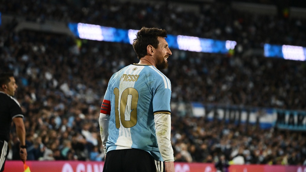 The captain turning to the stands, red armband on, in the closing minutes. Photo: The Paper