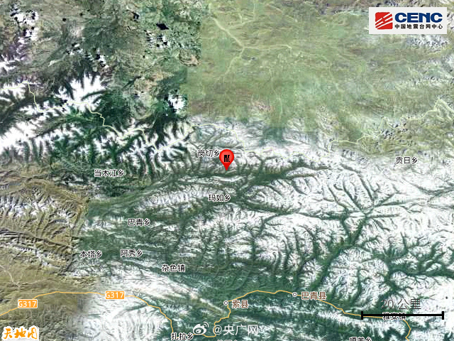 A topographic map of the quake zone marks the epicenter (M) in the mountains near the Qinghai border, on the S317 road, with Yushu prefecture above and Nagqu below. Photo: @央广网