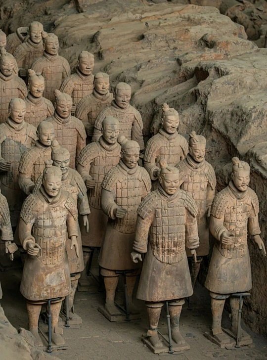 Fingerprints Show Women and Teenagers Helped Build the Terracotta Army