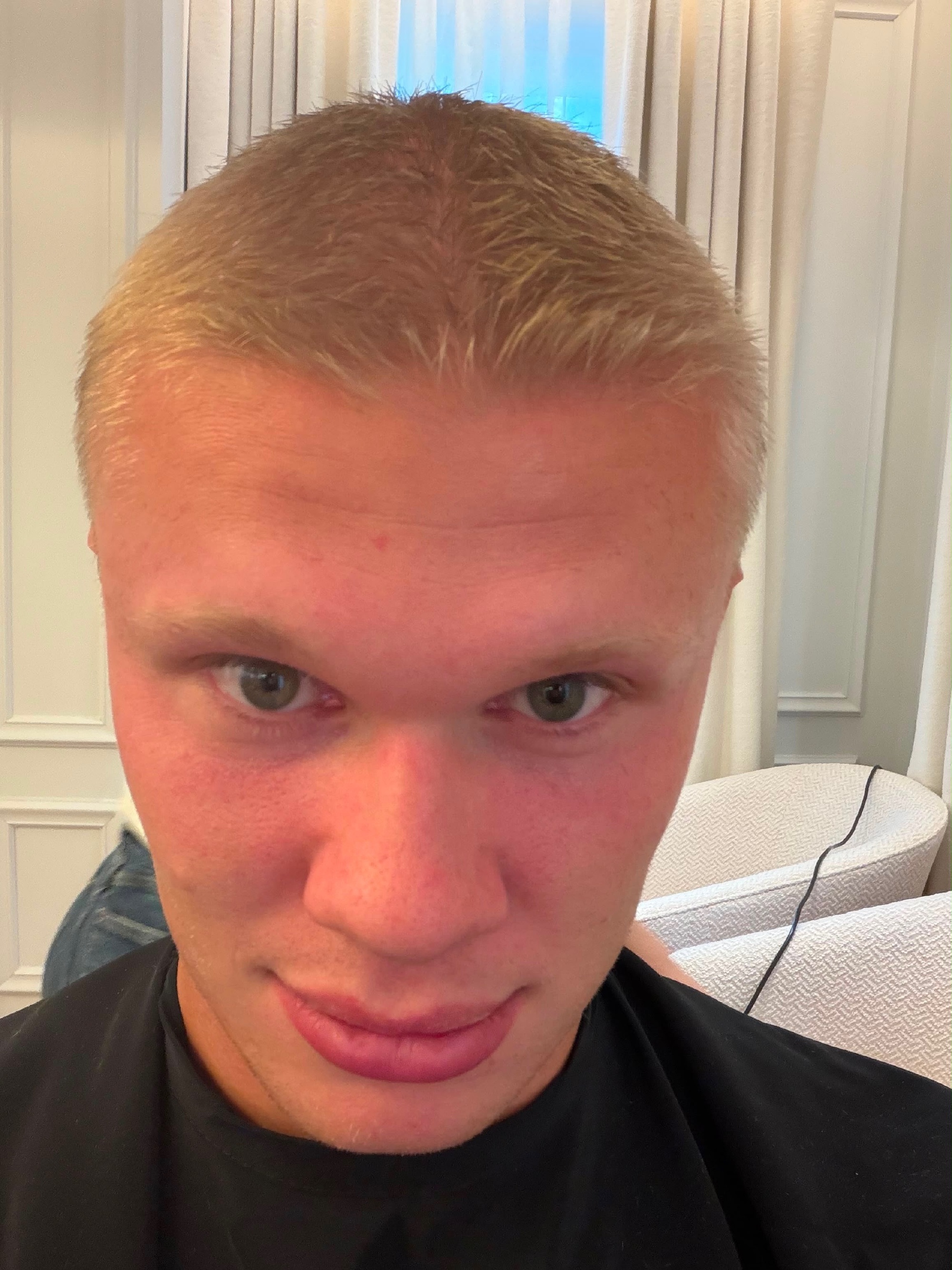 Erling Haaland posted a selfie with a newly buzzed head and the caption 'new season, new look,' and the makeover climbed to No. 13 on Weibo's trending list. Chinese fans read the haircut as 削发明志 — cutting your hair to signal fresh resolve — and immediately rewound to the last time he looked like this: Dortmund.