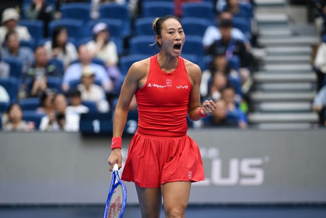 Zheng Qinwen Beats Svitolina in Straight Sets to Reach the China Open Semifinals
