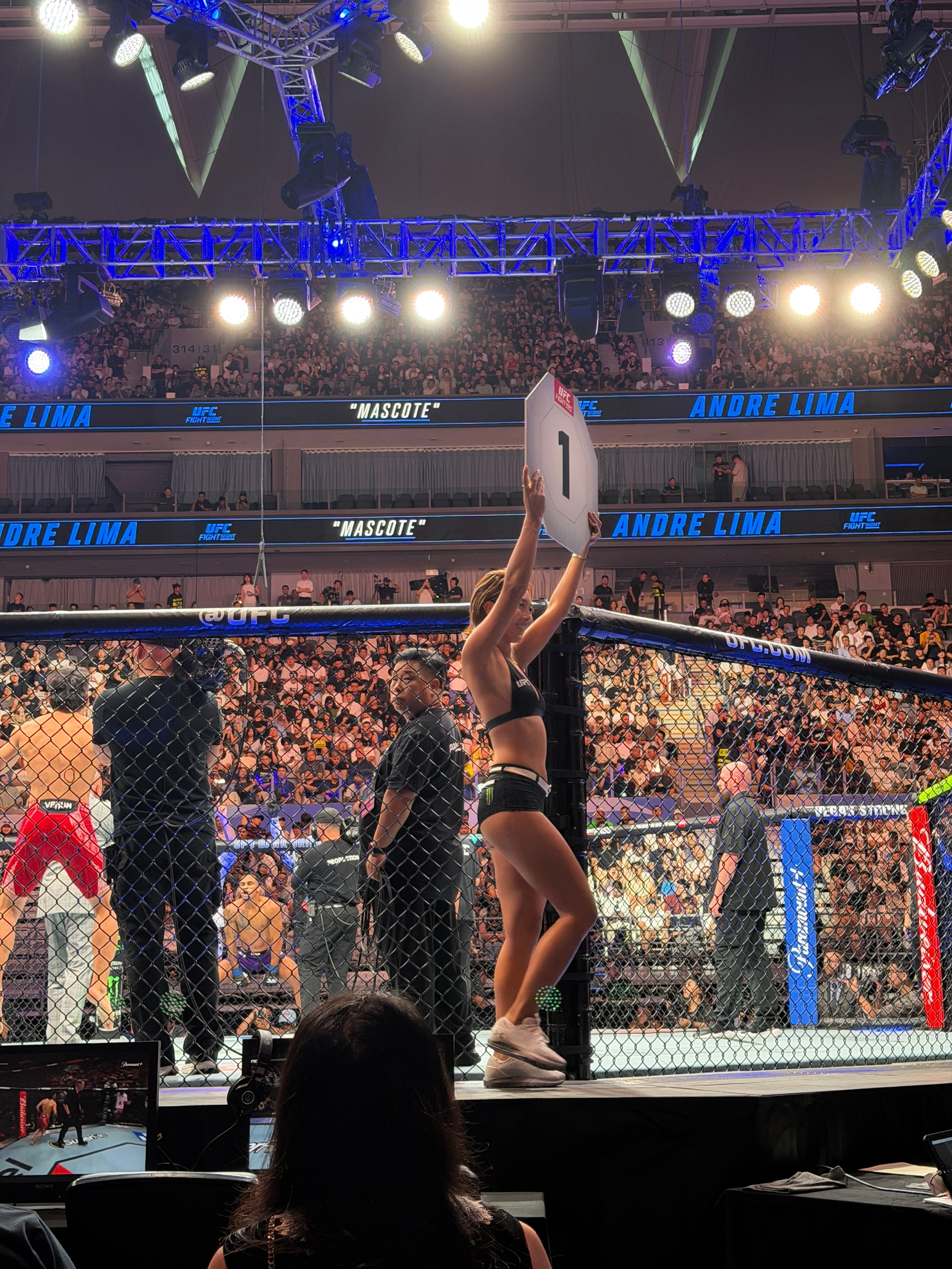 The Dagestan-trained striker from the Chinese mainland finished Nurmagomedov Umar in the second round of UFC Shanghai's main event, then called his shot: he intends to become China's first male UFC champion.
