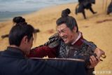 Lanxiang Rugu, the period drama topping CCTV-8's prime-time slot, ended a major character's run this week — and his actor's 1,100-character farewell letter, answered in character by his co-star, has turned a television death into the week's most-touched fandom moment.