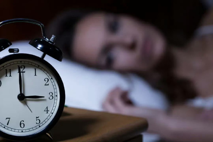 Early Waking: A Common Symptom of Depression