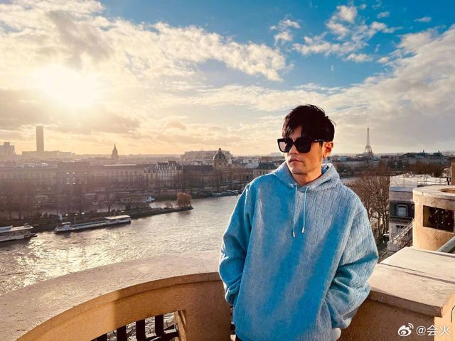 Jay Chou's Instagram Post Sparks Debate Among Chinese Fans Over Taylor Swift's Concert Attendance