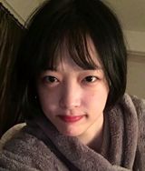In a shocking turn of events, a recent television program has made startling claims about Korean celebrities Kim Soo-hyun and Kim Sae-ron. According to the "Horizontal and Vertical Research Institute" on the show, relatives of the individuals involved possess a substantial number of photos featuring the two stars together. This bombshell has sparked widespread discussion and outrage, with many expressing dismay over Kim Soo-hyun's alleged behavior, particularly in light of his past actions towards another celebrity, Snowy. As the news continues to spread, it has become clear that Kim Soo-hyun's reputation is under intense scrutiny, with many questioning his treatment of those around him.