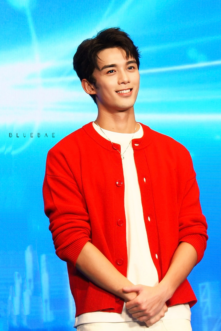 Yang Zi Stars as Sharpshooter in 'Life Tree'