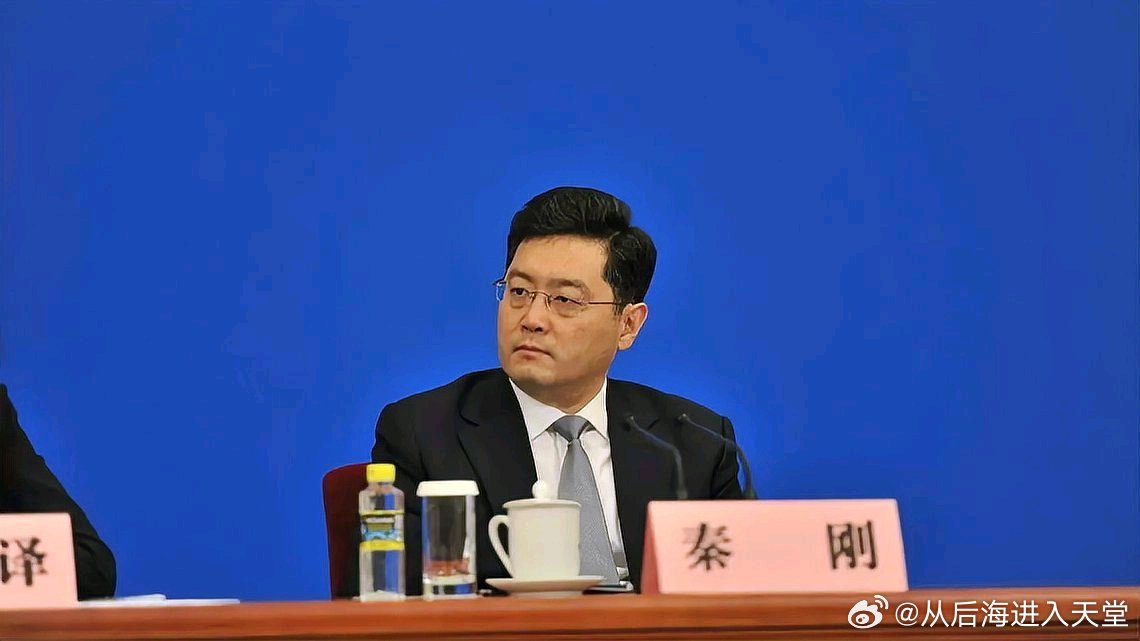 A significant shift in China's diplomatic leadership took place on July 25, during the fourth meeting of the 14th National People's Congress Standing Committee, held at the People's Great Hall in Beijing. Qin Gang, who had served less than six months in the role, was removed from his position as Foreign Minister. Wang Yi, a familiar face, was reappointed to the role, sparking a flurry of reactions across Chinese social media platforms.