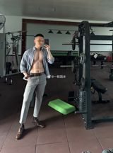 A recent case of a 25-year-old fitness enthusiast in Fujian, China, highlights the potential risks associated with excessive consumption of protein powder. The young man, who had been drinking five scoops of protein powder every day for six consecutive months in an effort to accelerate his muscle growth, eventually experienced symptoms such as increased foam in his urine, occasional lower back pain, and persistent fatigue. After a thorough examination, the hospital discovered that his kidney function was abnormal. Fortunately, following three months of comprehensive intervention, his condition gradually improved.