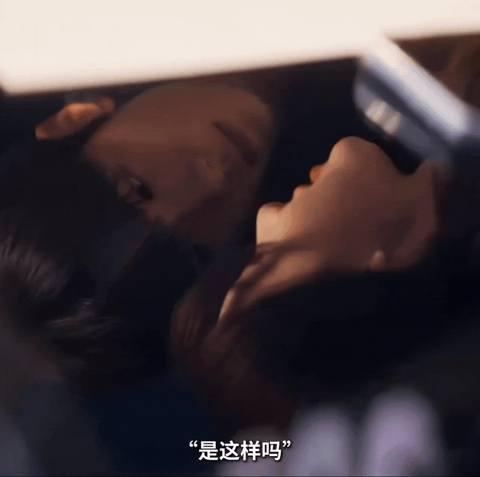 Behind the lens of Bai Lu's captivating "on-the-way-to-work" side profiles lies a tale of dedication, hard work, and passion. As a prominent actress in China, Bai Lu has won the hearts of many with her stunning performances and elegant demeanor. The recent release of her side profiles, where she is seen commuting to work while exuding a sense of serenity and poise, has sparked widespread attention and admiration from her fans. These photos, taken on Valentine's Day, showcase the delicate features of her face, the effortless charm of her smile, and the captivating glow of her skin, all of which have contributed to the widespread fascination with these photos.