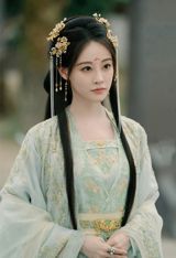 Zhu Xudan, a renowned Chinese actress, has recently found herself at the center of a heated debate over her perceived image. The controversy revolves around accusations that she is "acting cute" or feigning a charming persona, particularly after her appearance on the popular variety show "Sisters Who Make Waves." Zhu Xudan has since responded to these criticisms, stating that her previous roles led people to believe she was only capable of portraying strong and assertive characters, and that her more natural, cute side is simply her authentic self.