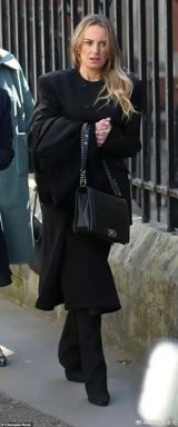 A recent court case in the United Kingdom has sparked widespread discussion on social media platforms, particularly in China. The story revolves around Simon Entwistle, a British man who divorced his wealthy ex-wife, Jayne Helliwell, and initially received a small portion of her assets. Claiming "gender discrimination," Entwistle appealed the financial settlement and ultimately won due to Helliwell's concealment of assets.