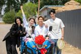 In a scene that has captured the imagination of Chinese netizens, actress Sun Yi recently paid a surprise visit to the countryside haven of fellow entertainer Ma Tianyu. The encounter, filmed for a segment of the popular variety program “My Little One” (我家那闺女), offered viewers a rare glimpse into a lifestyle that diverges sharply from the glitter of Beijing’s entertainment circles.