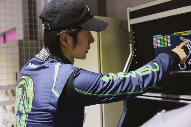 Wang Yibo's High-Speed Crash: A Test of Skill and Character