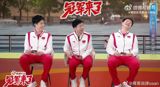 In recent days, the Chinese social media landscape has been abuzz with discussions about various celebrities and their antics. From Zhao Lusi's well-wishes for a speedy recovery to the humorous exchanges between Meng Ziyi and Wu Zelin, it seems that the world of Chinese entertainment is never short on interesting stories. However, one phrase that has caught the attention of many netizens is "孟子义这张嘴借我用用" (Meng Ziyi's mouth is on loan to me), which has been used to jokingly describe the sharp wit and quick comebacks of Meng Ziyi. This article will delve into the story behind this phrase and explore its significance in the context of Chinese social media culture.