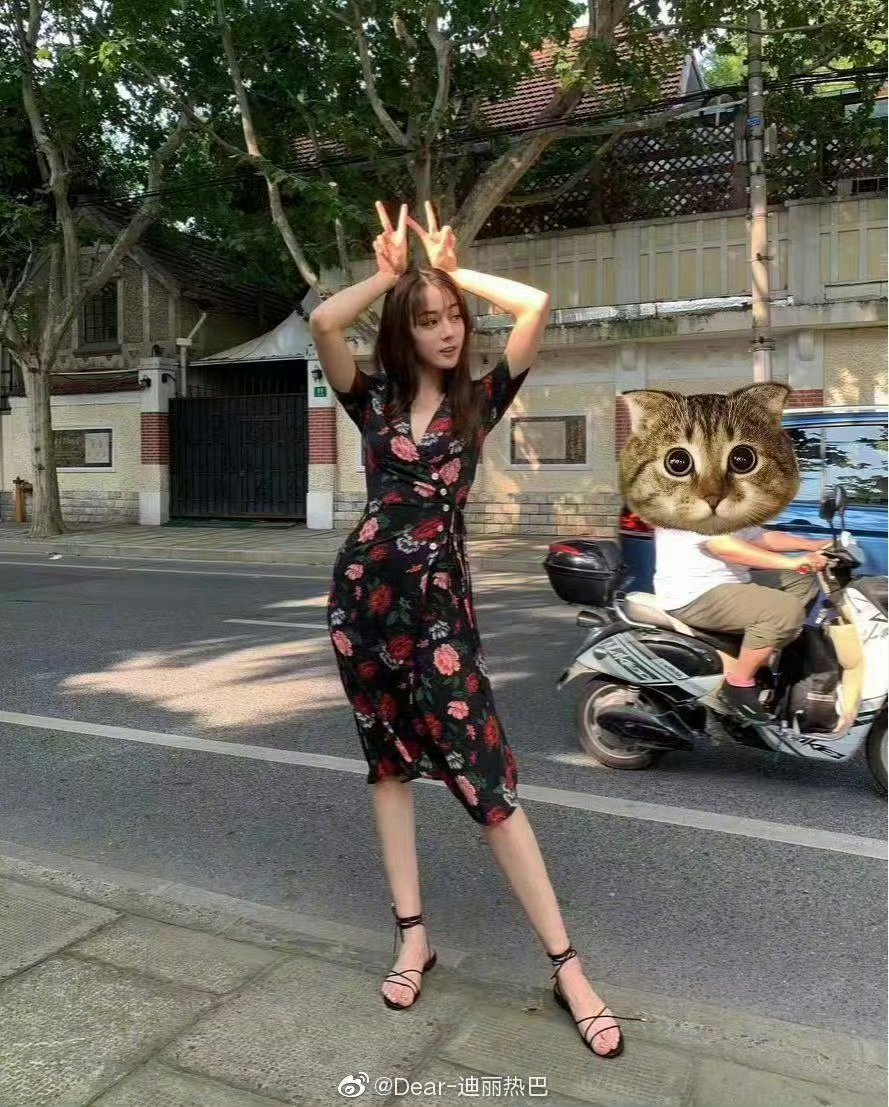 Actress Jiang Xin's Ice Cream Conundrum Captivates Social Media