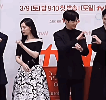 The relationship between Korean actors Kim Ji-won and Kim Soo-hyun has been under scrutiny, particularly after a recent promotional event for their drama "The Queen of Tears." A moment that sparked intrigue and amusement among fans involved a heart gesture where the two actors were supposed to make a heart shape with their hands together. However, Kim Ji-won's apparent reluctance to participate in this gesture with her co-star has been interpreted by many as a sign of her disinterest in engaging with Kim Soo-hyun outside of their scripted roles.