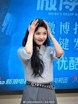 The story of Zhang Ruonan successfully chasing after her idol Jay Chou has sparked widespread discussion and resonance on social media, with many netizens expressing delight and admiration for her dedication to her celebrity crush. This incident has not only showcased Zhang's passion for Jay Chou's music but also highlighted her unique approach to fandom, which has enabled her to transition from being a fan to sharing the same stage as her idol. As a result, Zhang has become a topic of interest, with many praising her for turning her fandom into a successful career move.