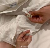 A recent scandal has erupted involving the Chinese hotel chain, Atour, which has been exposed for using hospital pillowcases in one of its hotels. This shocking discovery was made by a guest who posted about the incident on social media, sparking widespread concern and outrage among the public. The hotel in question, located in Hangzhou, China, was found to have provided a pillowcase with a label from a local hospital, raising serious questions about the hotel's hygiene and laundry practices.
