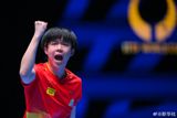 Zheng Qinwen has made it to the Round of 16 in Rome for the third consecutive year, after defeating Fletcher with a score of 6-3, 6-2. This marks another impressive performance on the red clay court for Zheng. She will face off against former US Open champion Bianca Andreescu in the next round, who defeated 11th seed Lebakina with a score of 6-2, 6-4. The two players have met only once before, at the 2022 Toronto tournament, where Zheng emerged victorious in a hard-fought three-set match.