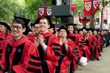 The recent "Harvard ban" implemented by the Trump administration has sparked global attention, with multiple countries and regions extending olive branches to Harvard students in an attempt to poach these exceptional talents. This phenomenon not only highlights the intense competition in global education but also reflects the emphasis countries place on nurturing future leaders and innovative talents.