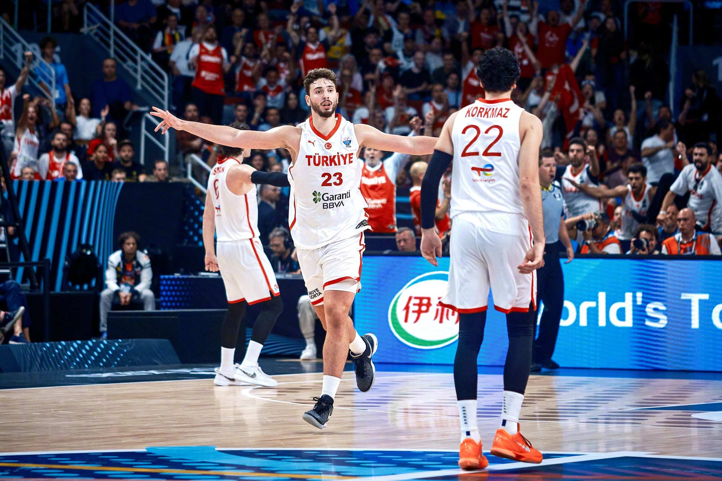 On September 15, 2025, a jubilant crowd in Berlin watched as the German men’s basketball team edged past Turkey 88‑83 to capture the EuroBasket championship. The victory was a watershed moment for German sport: it marked the nation’s second continental title, the first since the historic triumph of 1993, and cemented Germany’s place among the elite by becoming only the fourth country ever to win the FIBA World Cup and the EuroBasket in successive years.