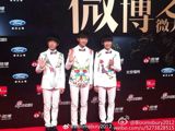 TFBOYS, a beloved Chinese boy band, has been in the spotlight for over a decade. Recently, a media personality shared their impression of the group, revealing that they had invited the trio for an interview, and the members took the subway to arrive at the appointment, demonstrating their down-to-earth nature. This anecdote showcases the humble and polite side of TFBOYS, which has contributed to their enduring popularity. As their fans fondly refer to them as "three little ones," it's clear that their kind and unassuming demeanor has won the hearts of many.