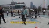 In a bizarre incident that has left the internet in stitches, American social media influencer "甲亢哥" (@ishowspeedsui) recently took to the skies in a eVTOL (electric vertical takeoff and landing) aircraft in Shenzhen, China. The experience was nothing short of terrifying for the influencer, who was seen clutching the seat for dear life and babbling incoherently throughout the flight. Despite the initial fright, 甲亢哥 emerged from the flight with a huge smile on his face, exclaiming "I did it! It's safe!" The video of his ordeal has since gone viral, with netizens around the world reveling in the hilarious expressions and reactions of the usually fearless influencer.