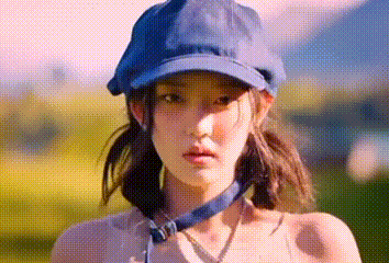 In a delightful turn of events, the character 申小豹 (Shen Xiao Bao) from the movie "哪吒之魔童闹海" (Ne Zha: Birth of the Demon Child) has stolen the hearts of audiences everywhere. The young actor behind the voice, 王智行 (Wang Zhi Xing), was just 11 years old when he brought the lovable character to life. With his innocent and pure voice, Wang Zhi Xing injected a sense of vibrancy and energy into the role, making 申小豹 an instant fan favorite. Despite initial concerns that audiences might not take to the character, Wang's talented portrayal has won over the hearts of many, with fans praising his endearing performance and calling for the character's return in future installments.