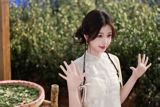 Yu Shuxin's recent streak of securing three major endorsements in one week is a testament to her soaring commercial value. The 25-year-old actress has become a household name in China, and her market appeal and business acumen are being recognized by top brands.