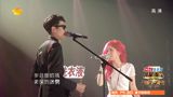 In a poignant moment, Chinese singer Deng Ziqi, also known as G.E.M., was overcome with emotion during her concert in Singapore on March 1. The moment was especially significant as it came shortly after the news of the passing of fellow musician, Khalil Fong (also known as Fang Datong), was announced by his independent music label, FUMUSIC. Khalil Fong was a talented creator whose unique music style, which blended elements of R&B, soul, and folk, had left an indelible mark on the music world.
